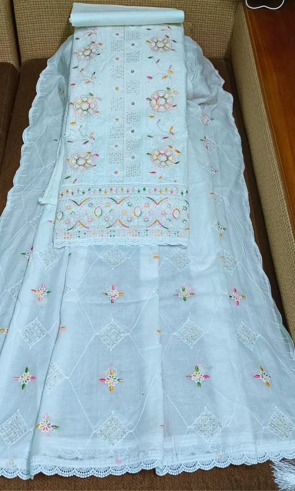 সাদা বাহার ১ (সিকুয়েন্সের কাজ)