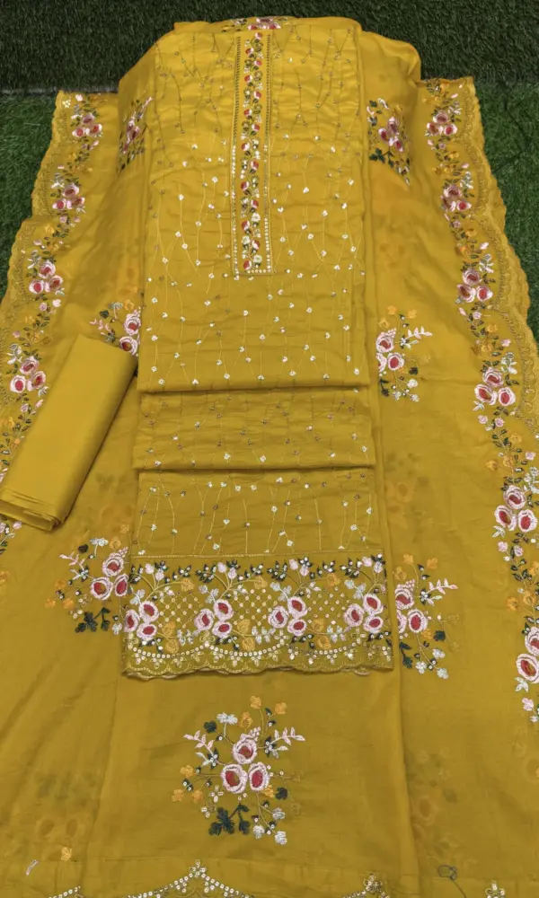 লতা চিকুংছ মাষ্টার হলুদ  কালার