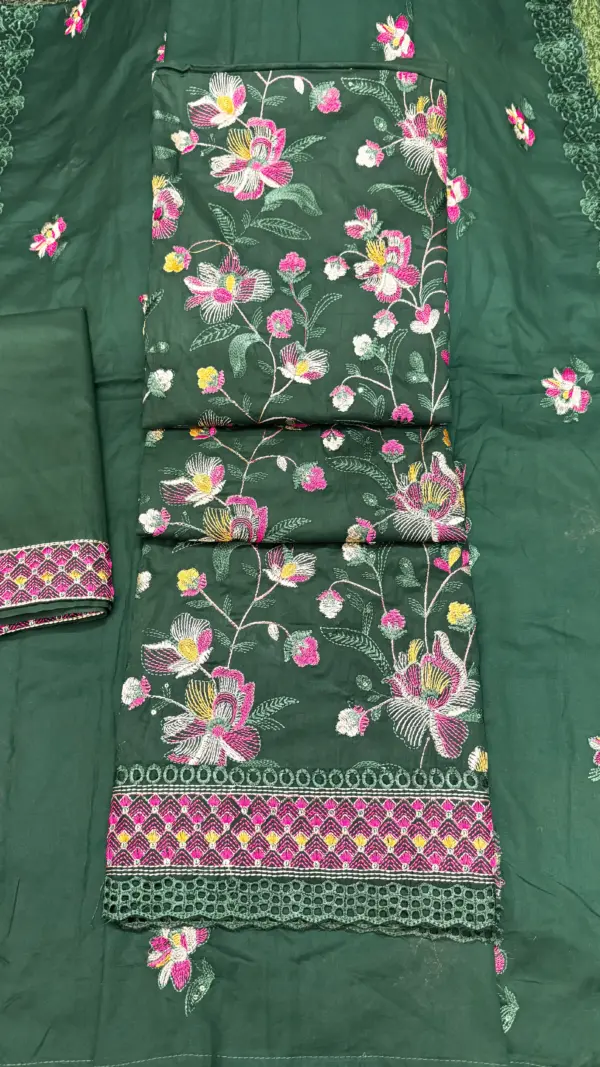 লতা পাতা সুতার কাজ করা-গ্রীন কালার