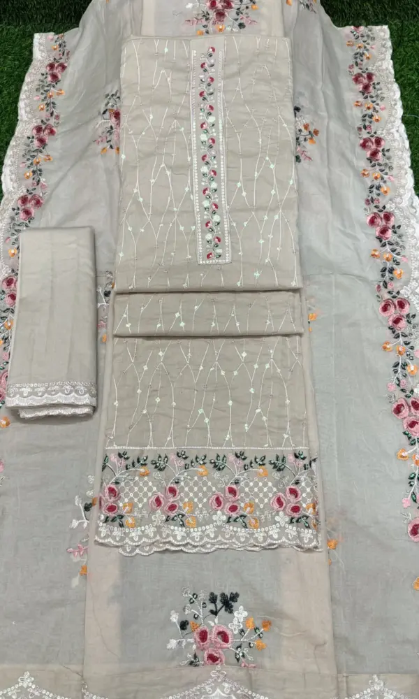 লতা চিকুংছ অফহোয়াট কালার