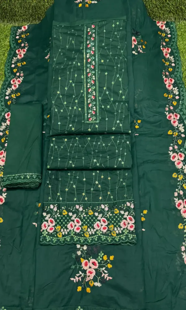 লতা চিকুংছ সবুজ কালার