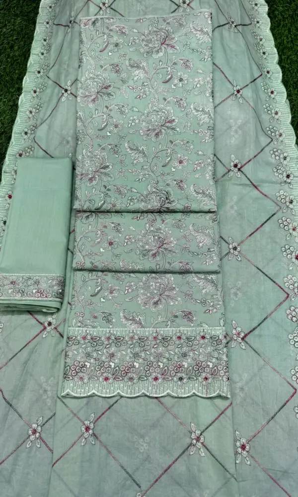 লাকনো গোলাপ ২-  লেমল কালার