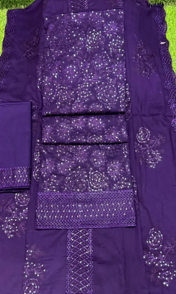 লাকনো গোলাপ ১ - ডিপ পার্পেল কালার