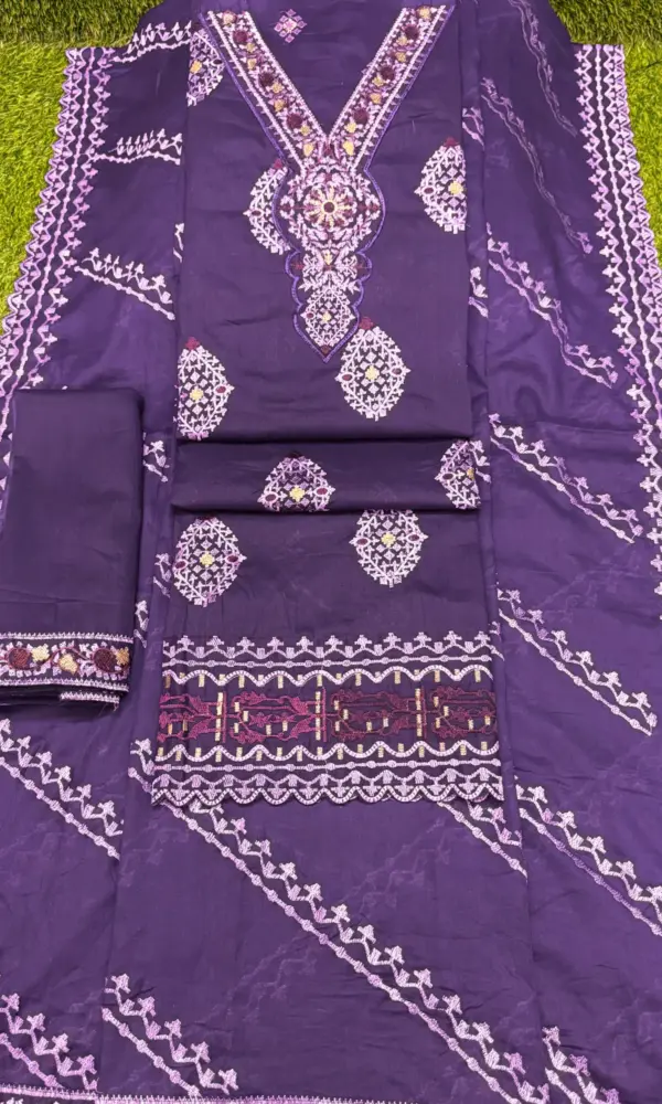 D-00102 - ডিপ পার্পেল কালার
