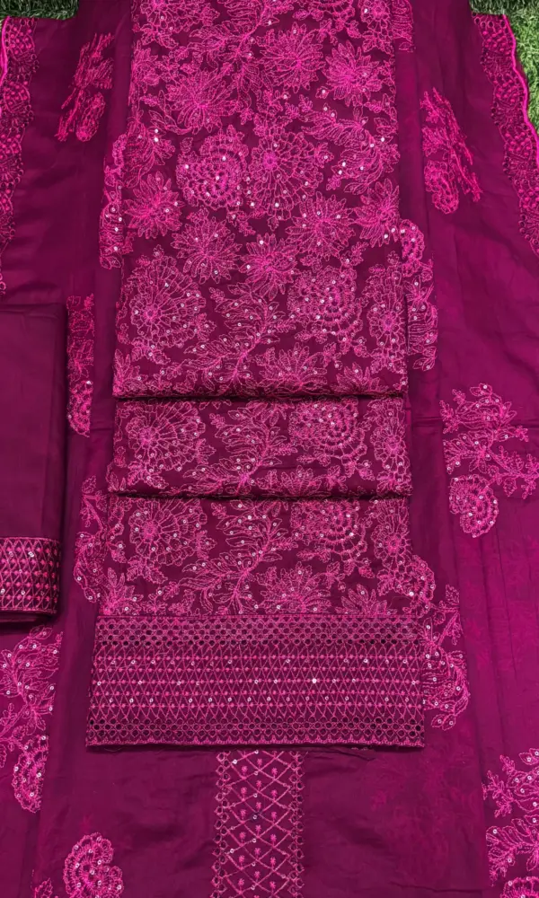 লাকনো গোলাপ  ১  -ডিপ ড্রাগন কালার