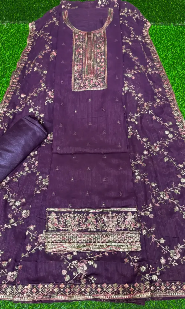 কৃষ্ণাচুড়া,, পার্পেল কালার
