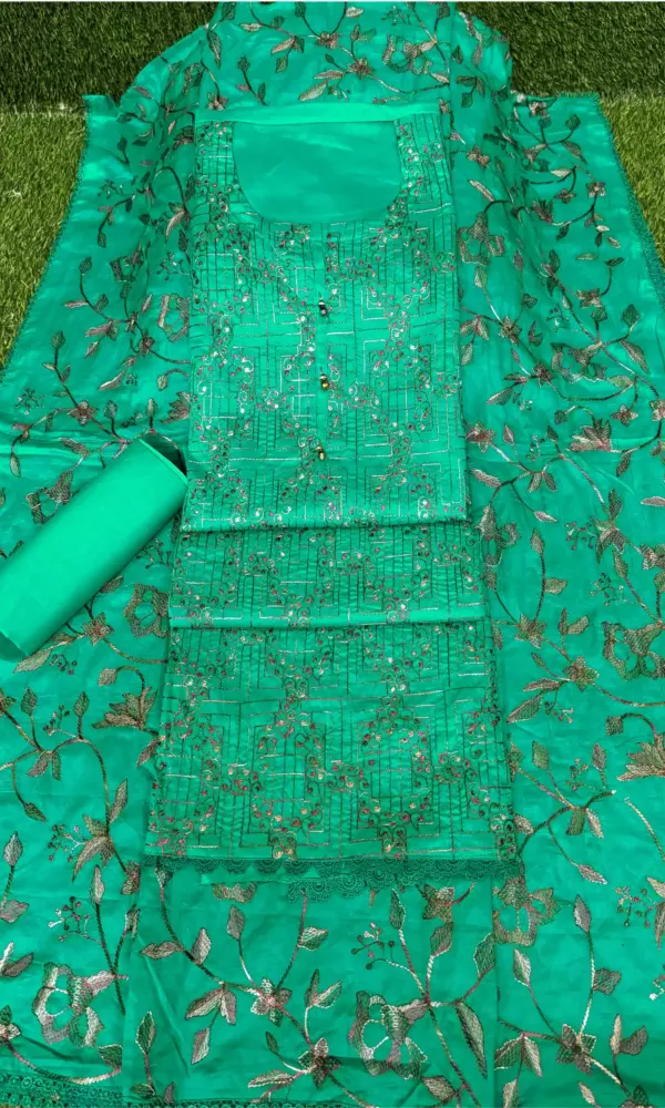 লাকনো কাজের - D পেষ্ট কালার