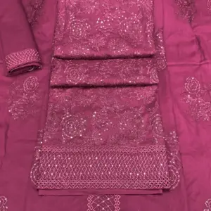 লাকনো গোলাপ- ১- মেরুন কালার