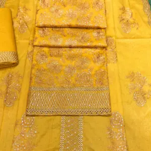 লাকনো গোলাপ- ১- হলুদ কালার